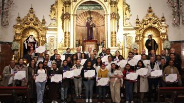 Entrega de diplomas del proyecto social 